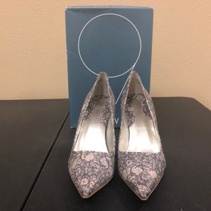 Size 8 Nine West heels